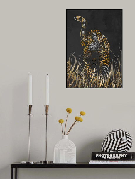 Black gold jaguar in grass Poster och Canvastavla