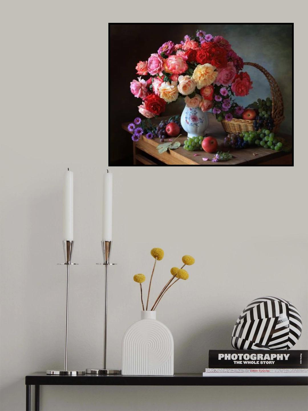 Still life with autumn roses and grapes Poster och Canvastavla